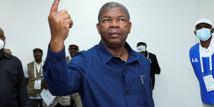 Angola elections: ruling party wins, incumbent president re-elected