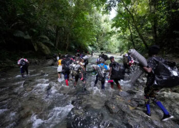 The asylum seekers using TikTok to share perils of Darien Gap