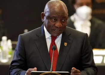 South Africa’s president faces independent enquiry into burglary case