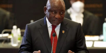 South Africa’s president faces independent enquiry into burglary case