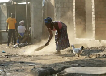 Lenders urged to cancel Zambia debt as country faces economic collapse