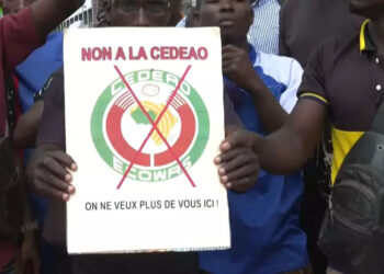 Burkina Faso coup supporters protest ECOWAS fact-finding mission