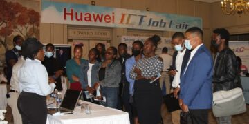 Chinese enterprises hold job fair for Zimbabwean youths