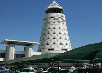 Zimbabwe clears 90% of debt to airlines