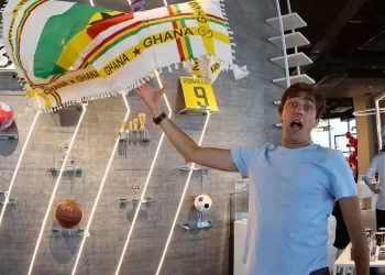 Qatar hopes World Cup flying headdress will be 2022 vuvuzela