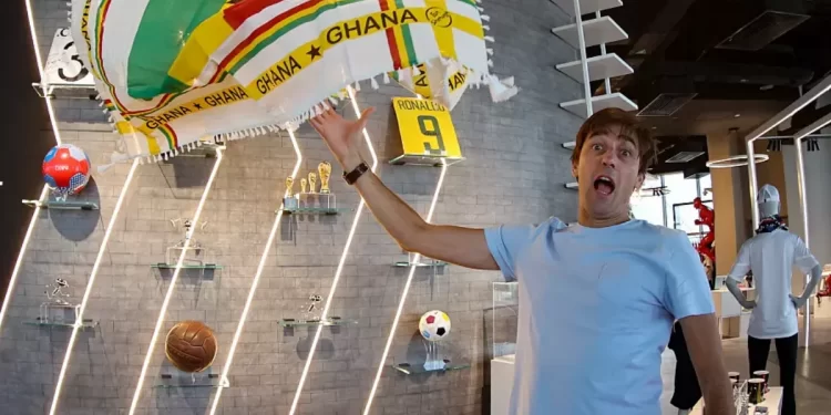 Qatar hopes World Cup flying headdress will be 2022 vuvuzela