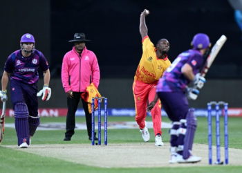 Zimbabwe restricted Scotland to 132/6 in their allocated 20 overs