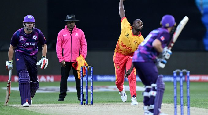 Zimbabwe restricted Scotland to 132/6 in their allocated 20 overs