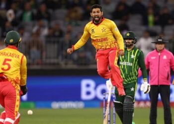 Zimbabwe stun Pakistan by one run