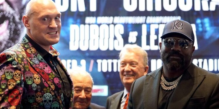 Tyson goes head-to-head with Derek Chisora