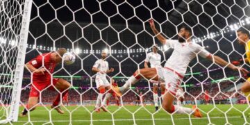 Vibrant Tunisia hold Denmark