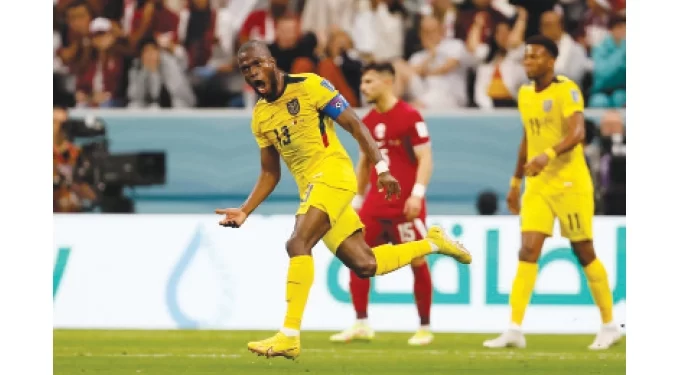 Ecuador coast past hapless hosts Qatar in World Cup opener
