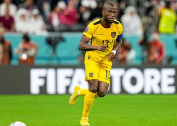 Valencia leads Ecuador to win over hosts Qatar in World Cup opener