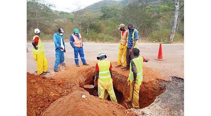 Government suspends all road projects in Midlands