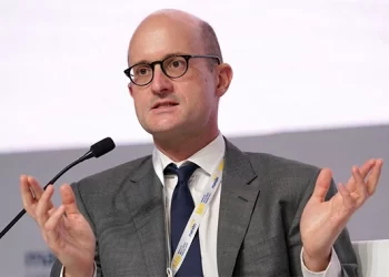 Global growth to be as weak next year as 2009