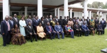Zim-foreign ties assume new level . . . President gives ambassadors new orders