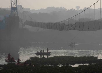 Indian PM inspects site of deadly bridge collapse