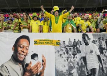 Pele cheered for Brazil from hospital during World Cup win over South Korea