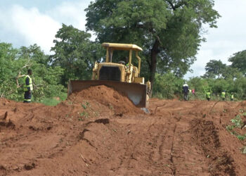Government starts Bulawayo-Victoria Falls highway rehabilitation