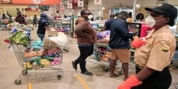 Last minute Christmas shopping on Unity Day