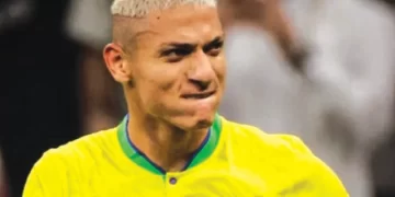 Make or break tie for Brazil . . . Samba boys face tricky World Cup test against Croatia