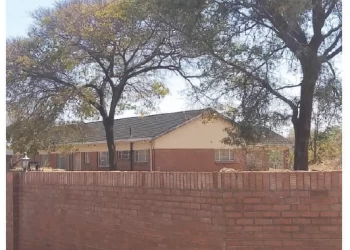 Town Clerk moves into mayoral mansion