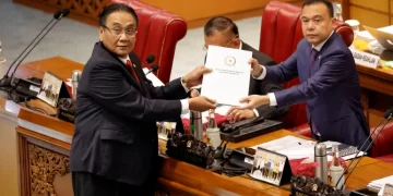 Indonesia bans sex outside marriage in new criminal code