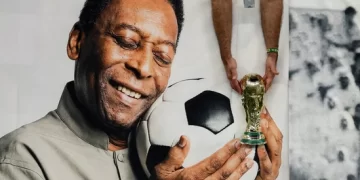 Pele: Brazil football legend dies aged 82