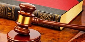 Clerk steals US$100k Mugabe property