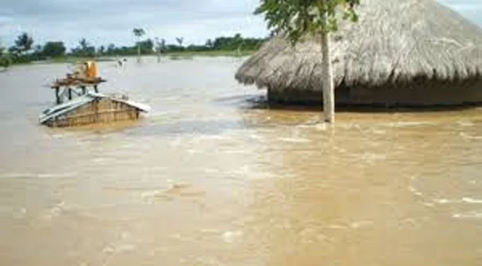 Floods, cyclones to hit 500 000 this year