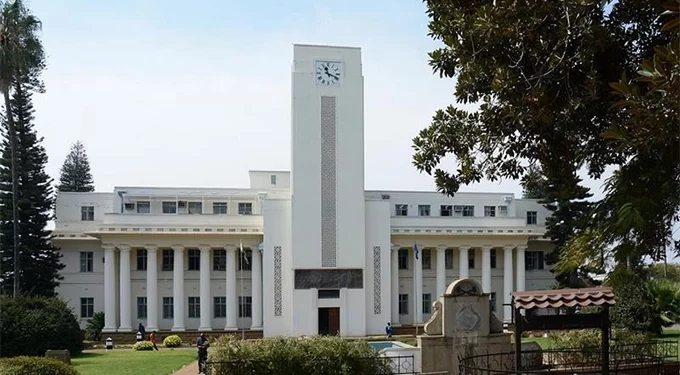 Shape up or ship out, Bulawayo Mayor warns