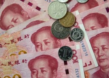 Russia to resume foreign currency interventions