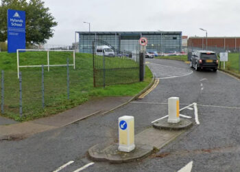 Two Essex schools ban pupils from hugging and holding hands