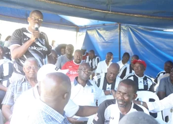Bosso members breathe fire at AGM