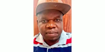 Ex-cop survives fierce shootout, flees into mountain