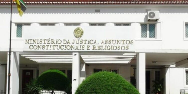 Mozambique: Government bans doubtful churches, including Johane Marange sect