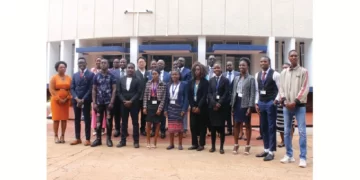 Chinese community in Zim assists needy students