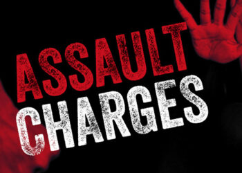 Taxi driver in court for assaulting police officer