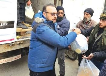Father, son join Türkiye rescue ops
