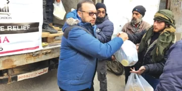 Father, son join Türkiye rescue ops