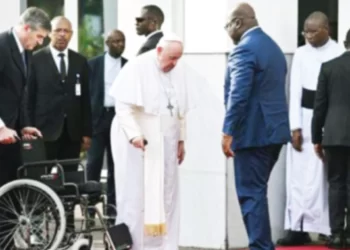 Stop choking Africa, Pope tells rich states