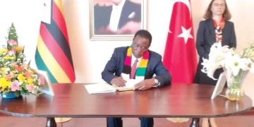 President consoles Türkiye