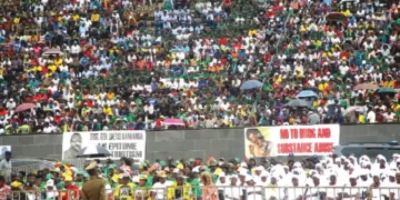 Thousands attend Kanhanga’s burial