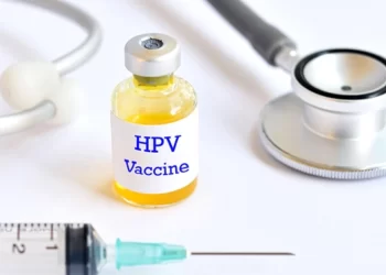 Fake Covid-19 vaccine theories hamper HPV vaccination drive