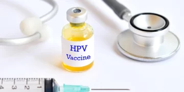 Fake Covid-19 vaccine theories hamper HPV vaccination drive