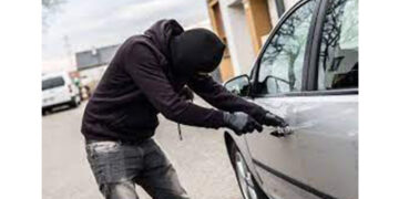 Motorist loses vehicle to ‘passengers’