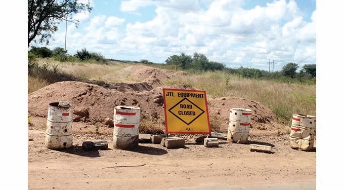 Cecil Avenue contractor demands US$11,5 million