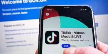 TikTok: UK ministers banned from using Chinese-owned app on government phones