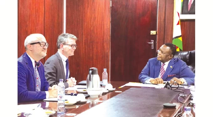 France, Zim relations thaw