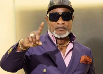 Rhumba Maestro Olomide Lands In Zim